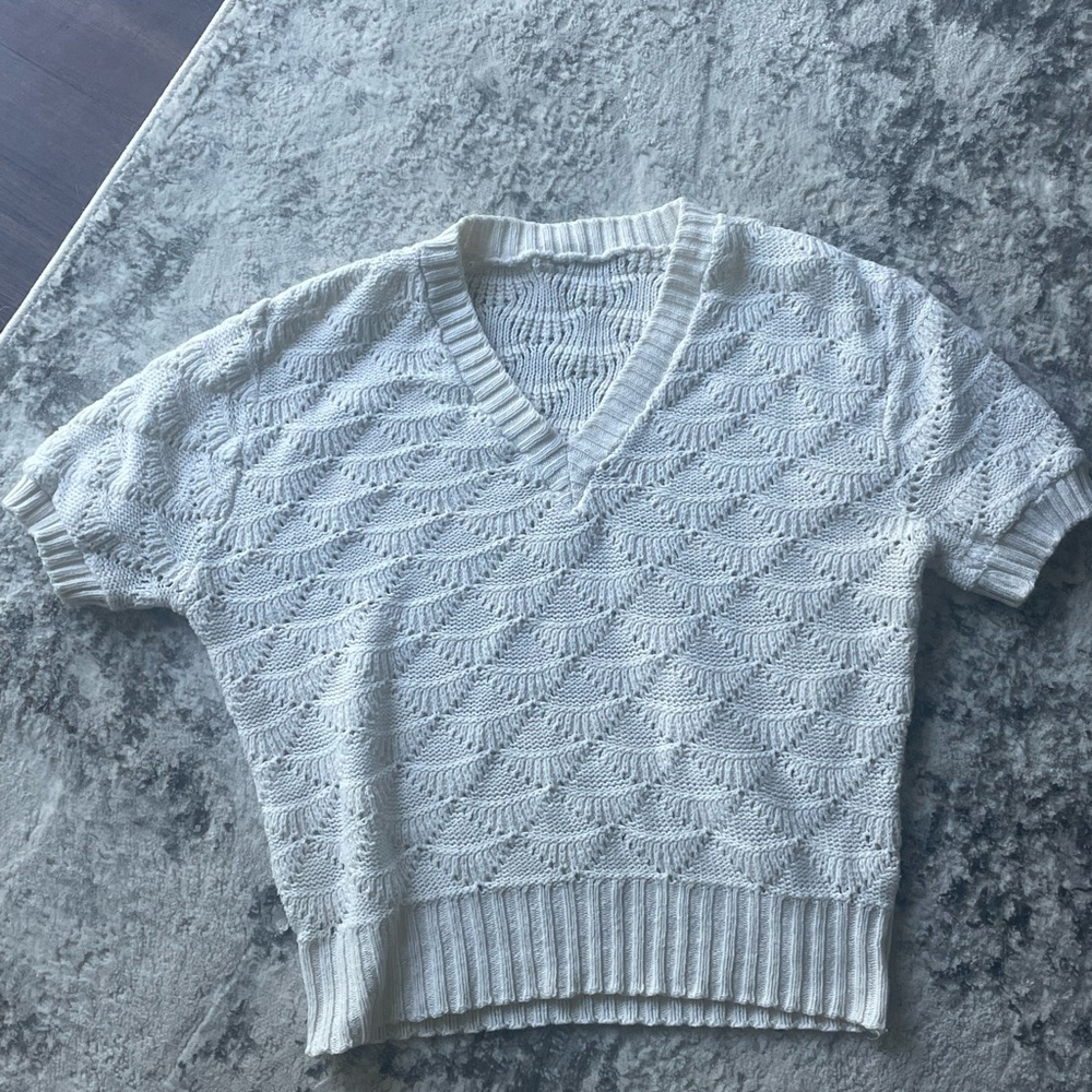 cream crochet top!